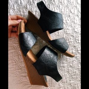 Sandals/Wedges